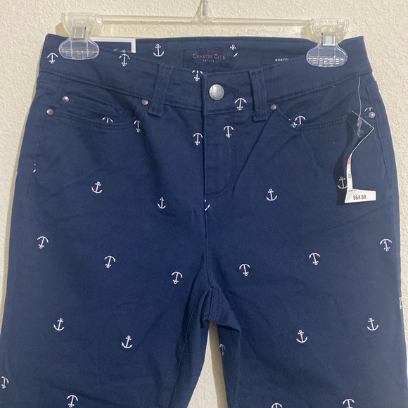 Charter Club Pants - NWOT CHARTER CLUB Women's Bristol Capri Pants Anchor Embroidery Size 2P